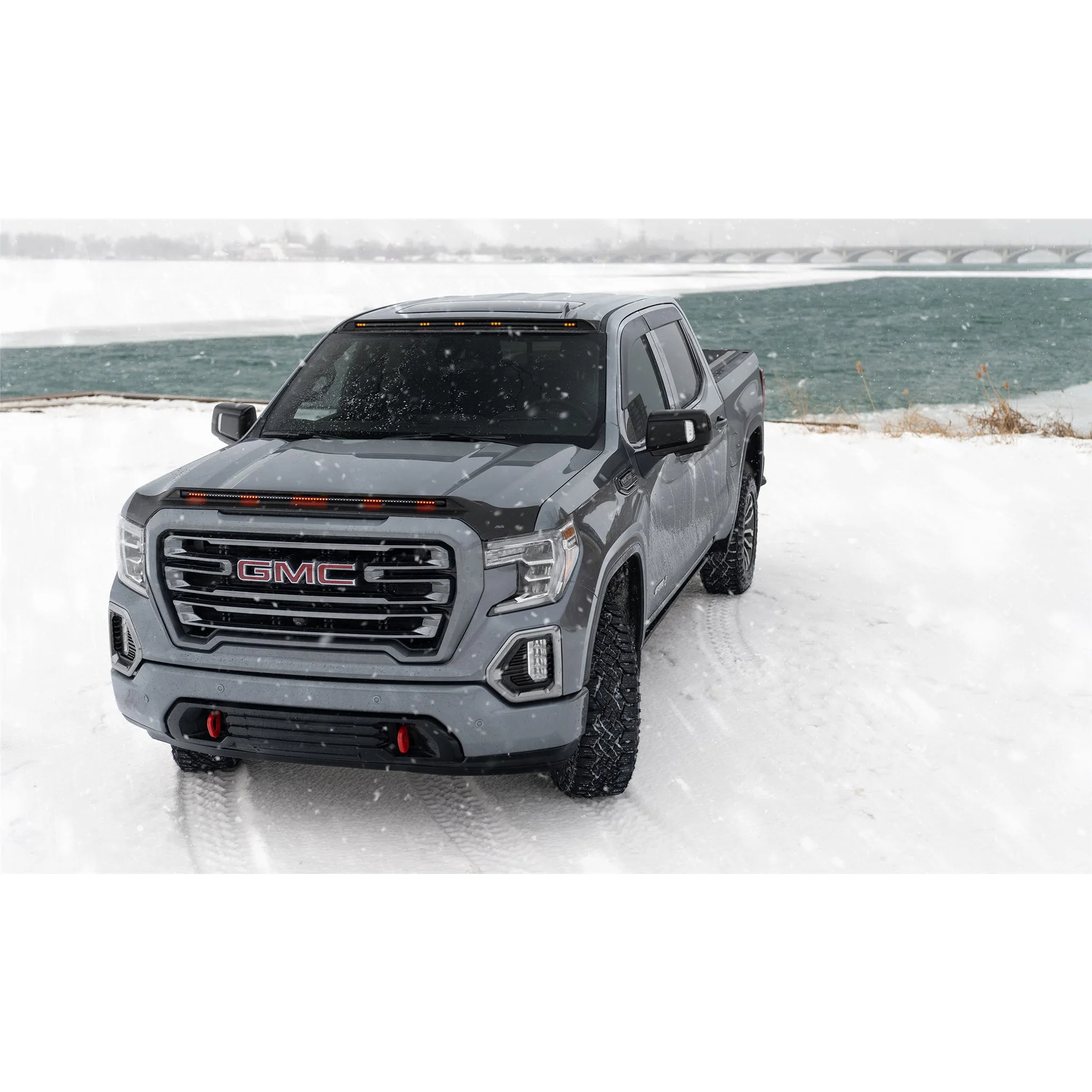 Auto Ventshade Aeroskin Lightshield Pro Bug Deflector - Black - GM Fullsize Truck 2019-22