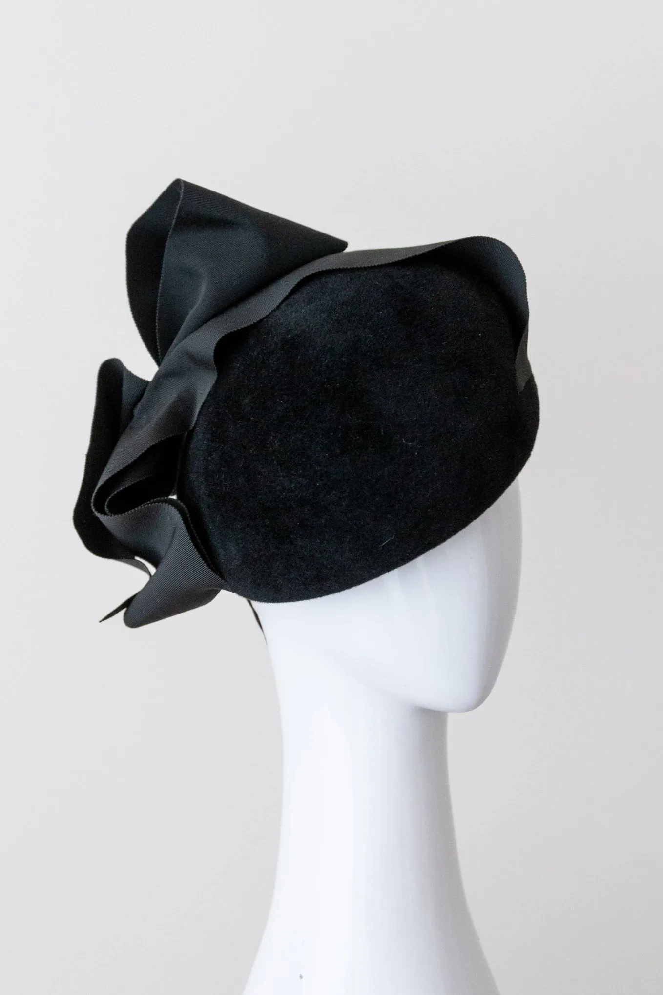 Black Felt Beret with Wide Ribbon Bow