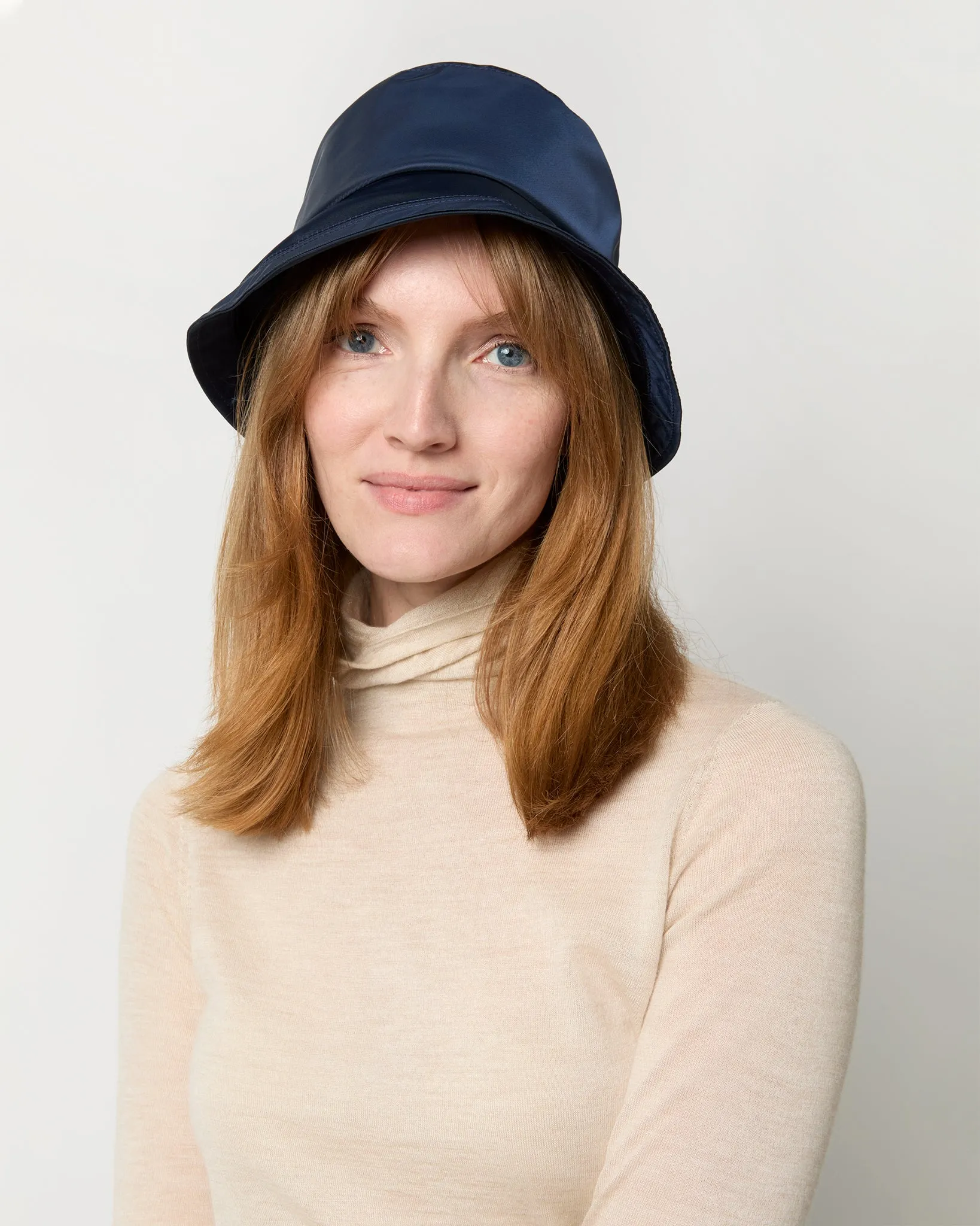 Charger Bucket Hat in Navy