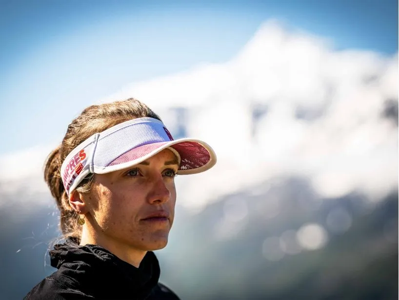 Compressport Unisex's Spiderweb Ultralight Visor:White/Deco Rose- SULVISOR_015_0TU