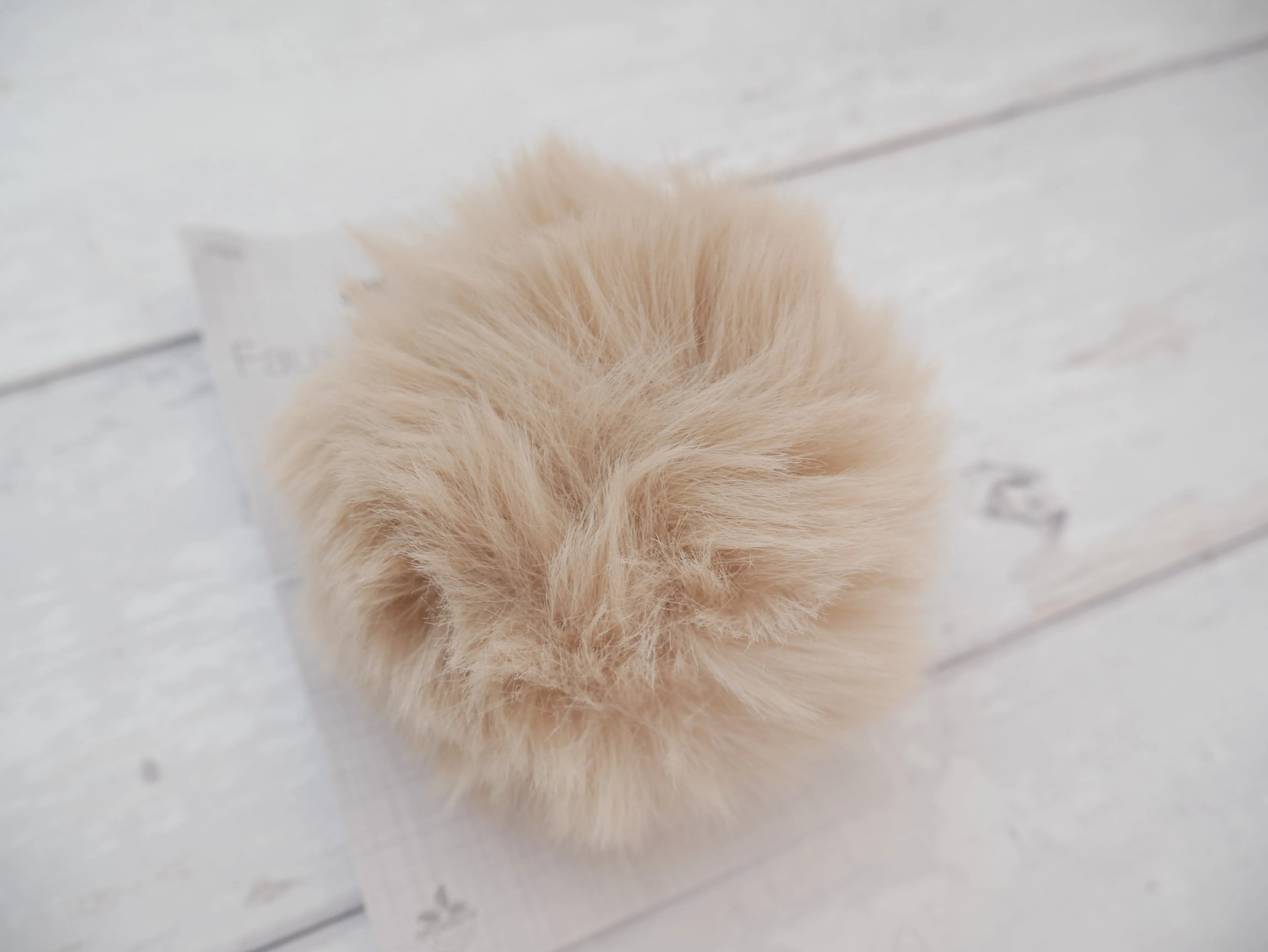 Fur Pom Pom, Natural