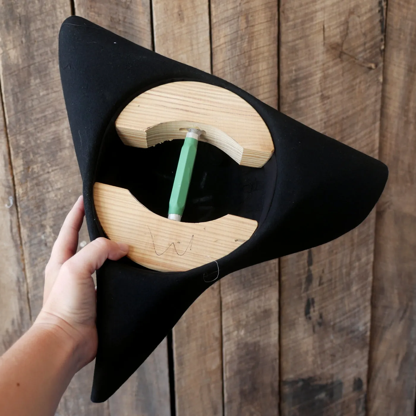 Hat Stretcher in Size Medium