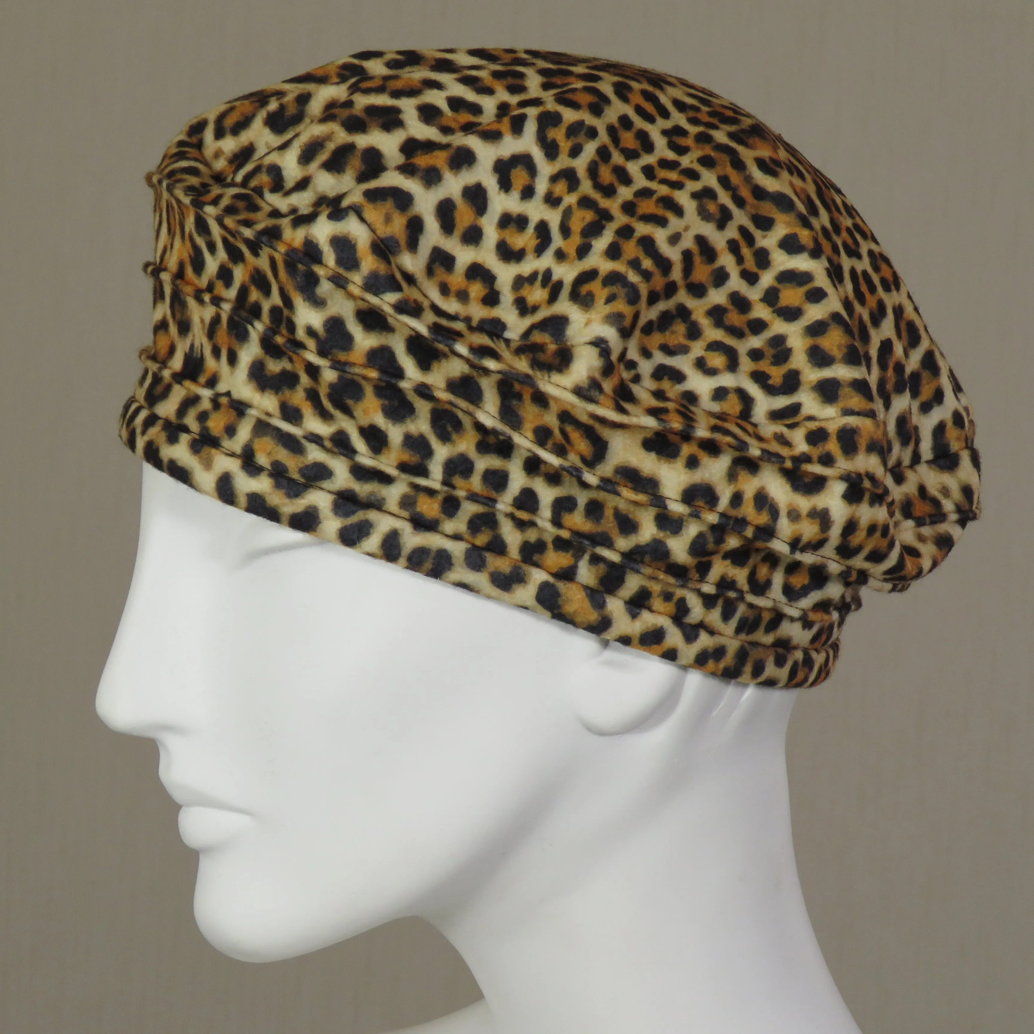 Kabuki Beret, Leopard Felt, Size Small