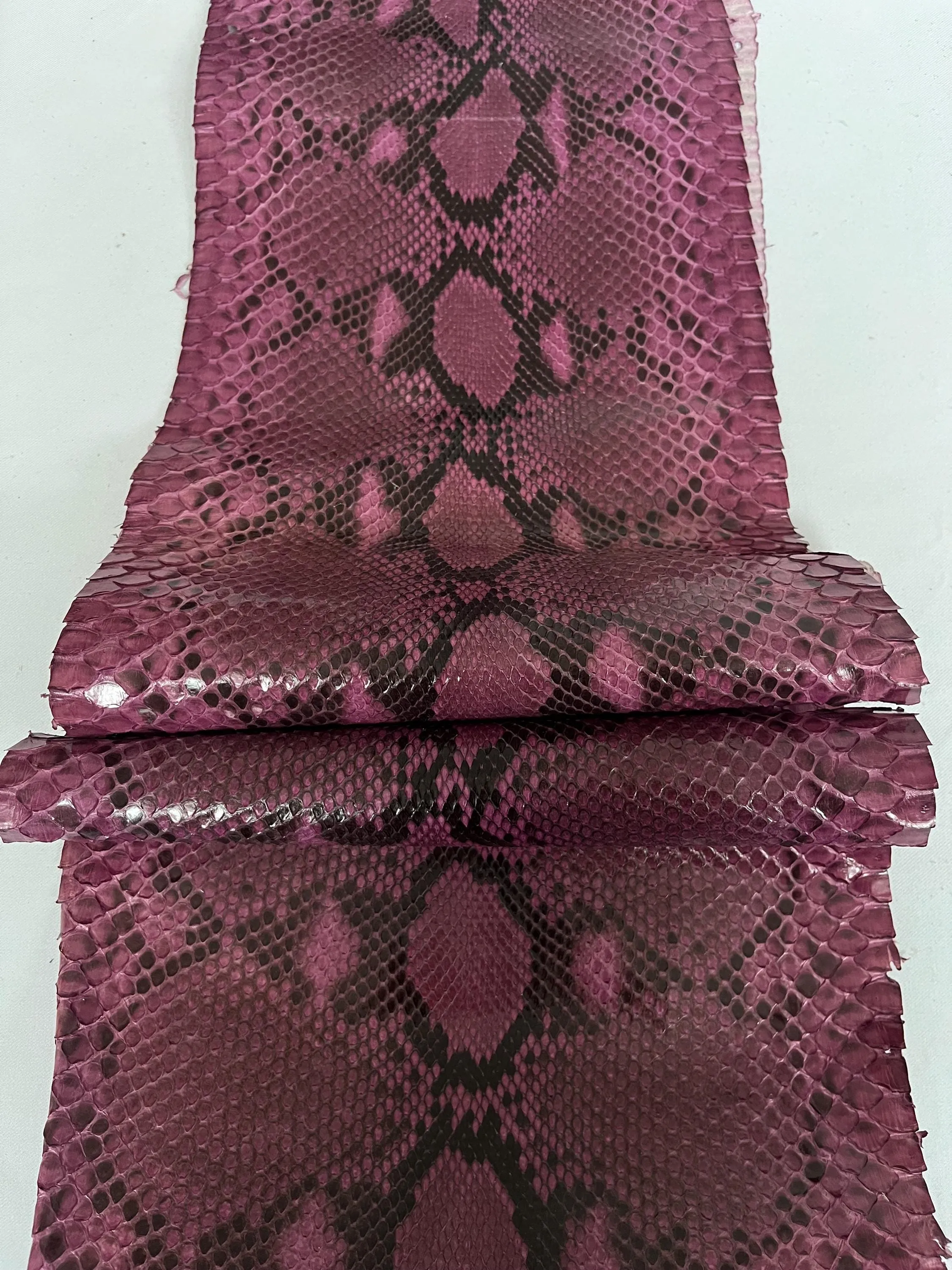 Real snake leather, genuine snakeskin hides, long and wide python leather of thick 0,7mm(2 oz)